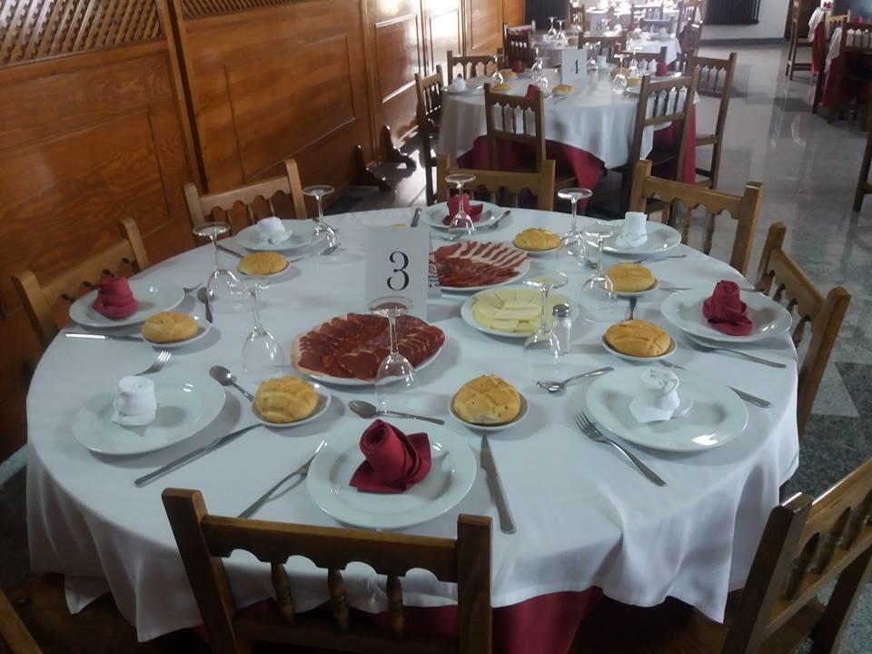 Hostal Botafumeiro Mota del Marques Luaran gambar